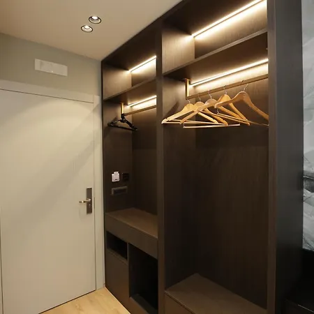 Gremmy Boutique 4* Tirana